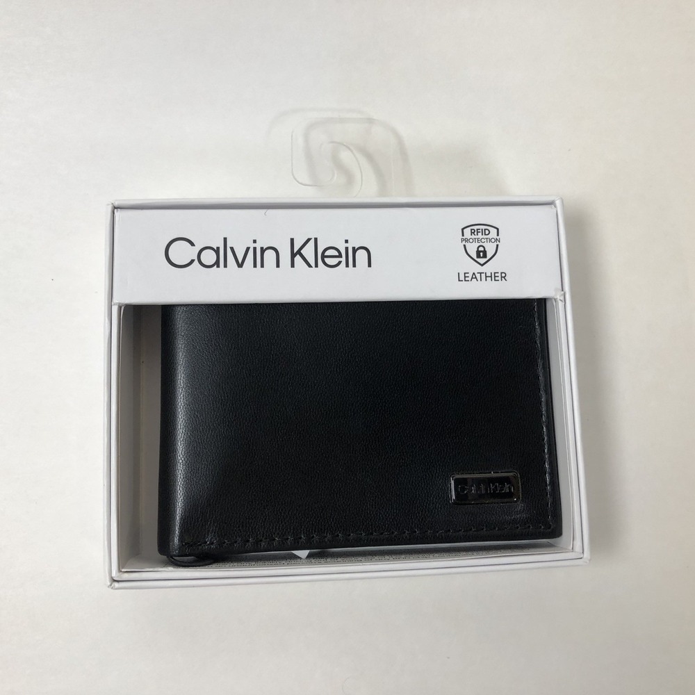 NEW Calvin Klein Black RFID Leather‎ Wallet Bifold Flip ID CK Logo